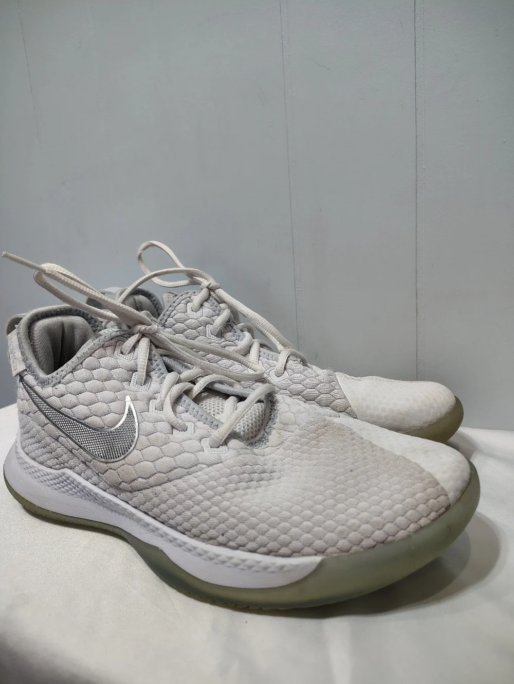 Nike lebron witness